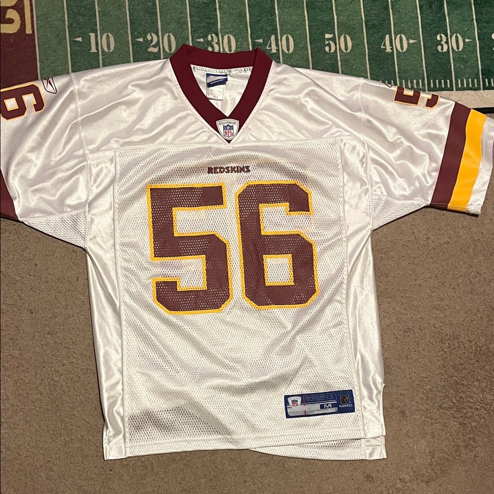 Washington Redskins #56 Lavar Arrington men’s white jersey, medium